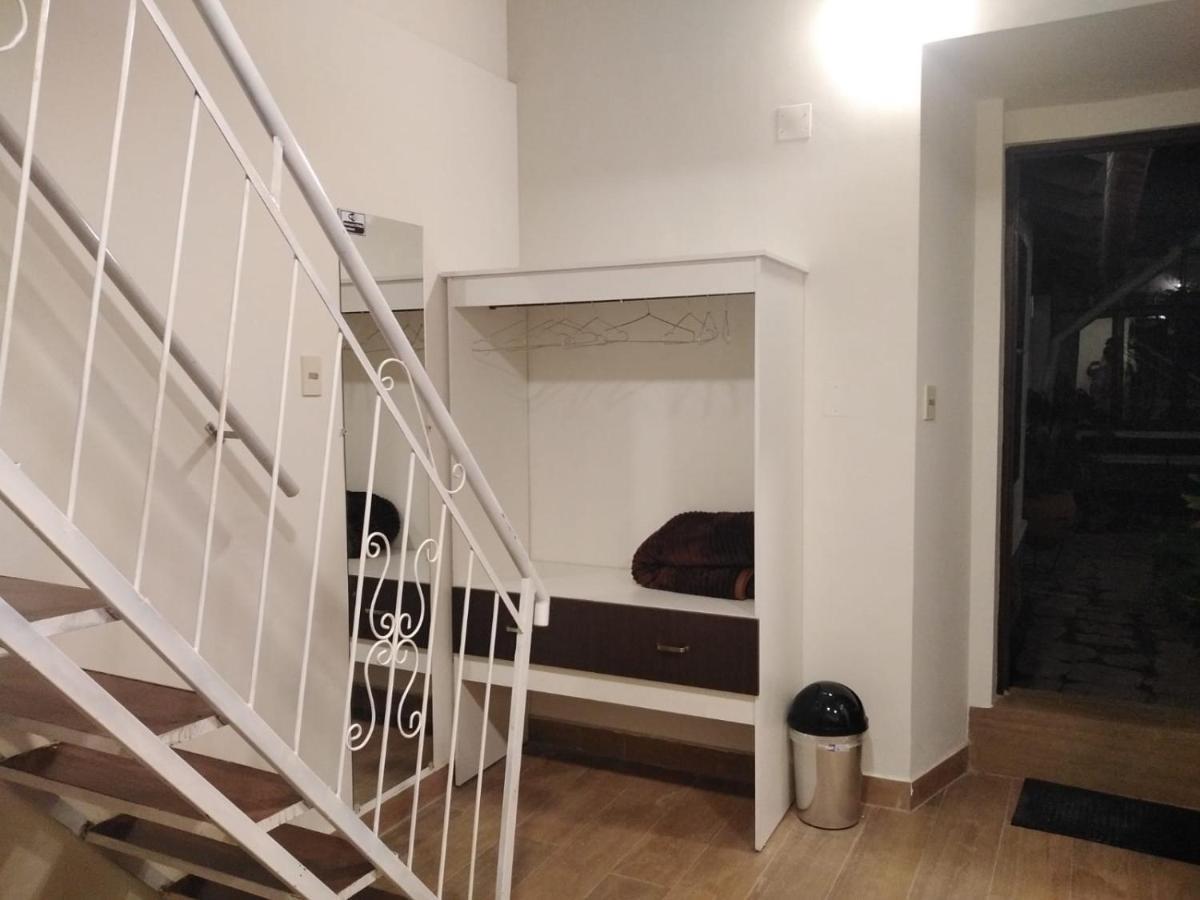 Hospedaje Ajayu Сукре Екстериор снимка