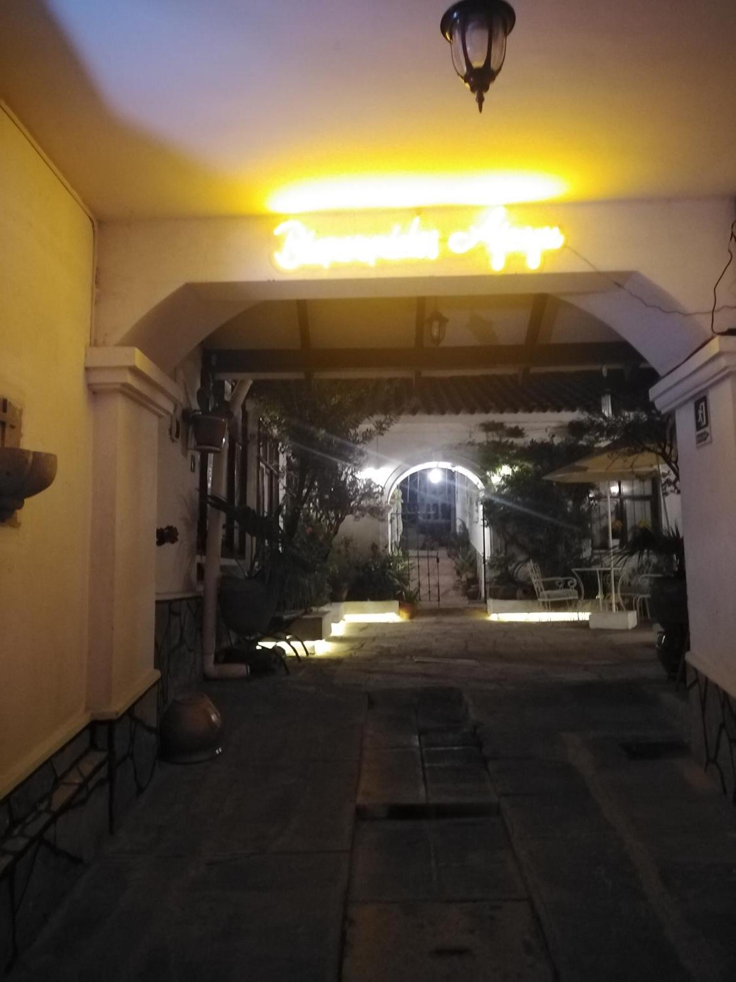 Hospedaje Ajayu Сукре Стая снимка
